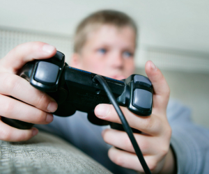 WHO chính thức công nhận chơi game có thể dẫn đến nguy cơ bị tâm thần