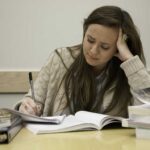4 “kẻ thù tâm lý” của học sinh trước kỳ thi và cách ứng phó